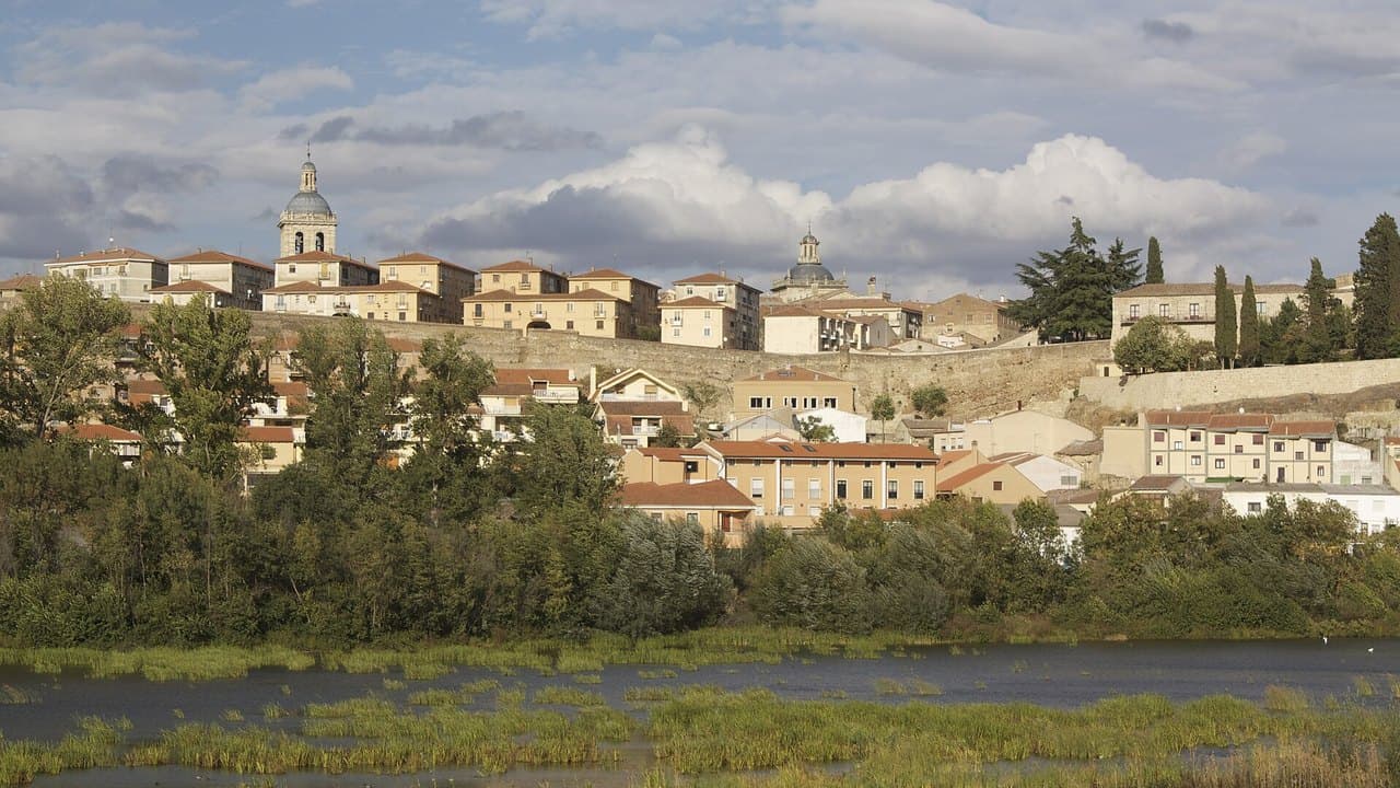 Imagem da notícia: Almeida promove o concelho na feira "Martes Mayor" de Ciudad Rodrigo