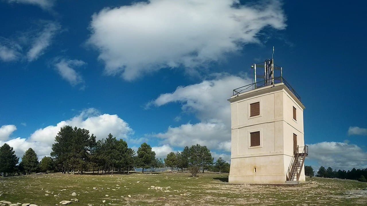 Imagem da notícia: "O Museu não vai de férias": Telégrafo de Ponteiros em destaque no verão