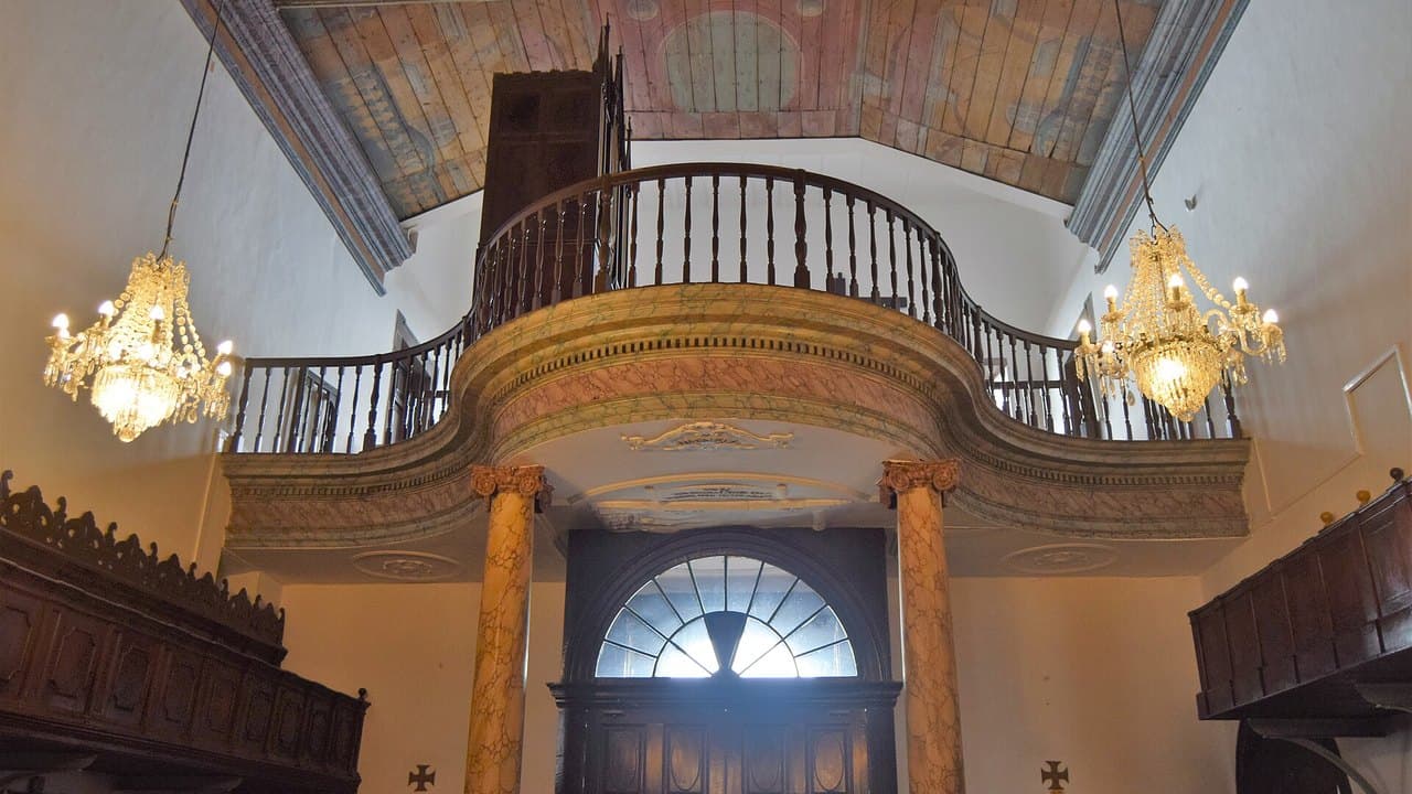 Imagem da notícia: Arraial do Monte 2026 bate recordes com 32 barracas e música tradicional