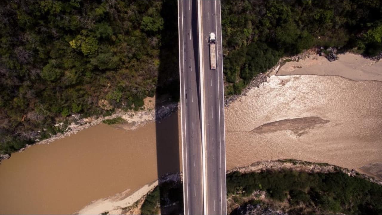 Imagem da notícia: Autarcas de Chamusca e Golegã levam ao Governo o problema da ponte sobre o Tejo
