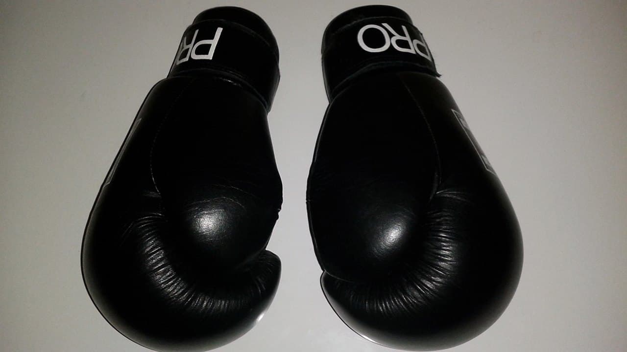 Imagem da notícia: Atleta das Águias de Camarate sagra-se campeã do mundo de kickboxing