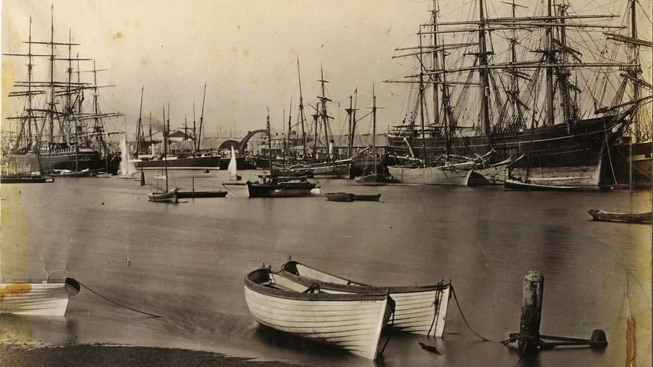 Imagem da notícia: Navio-escola Sagres regressou aos Açores pelo Porto da Praia da Vitória