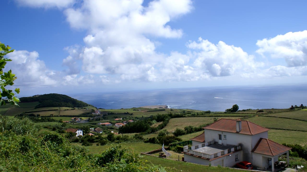 Imagem da notícia: PCP alerta para problemas na Santa Casa da Calheta e no quartel de bombeiros do Topo