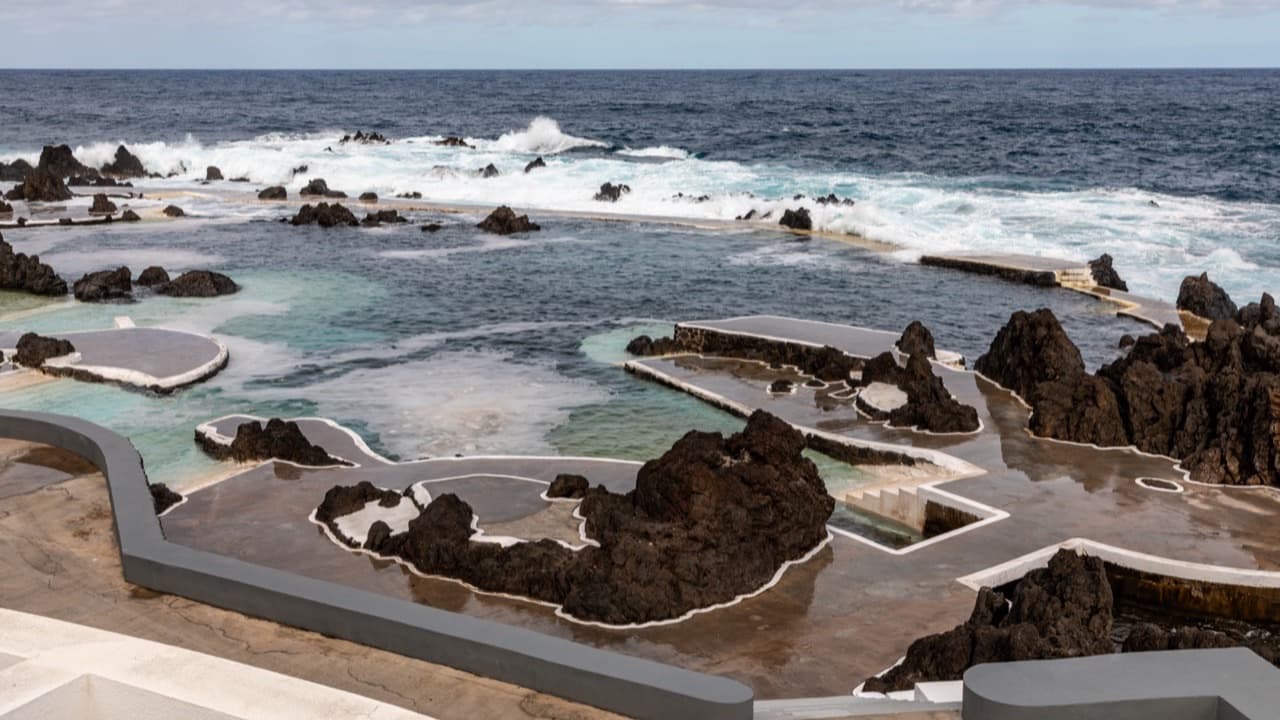 Imagem da notícia: Piscinas naturais do Porto Moniz já somam 120 mil entradas em 2026