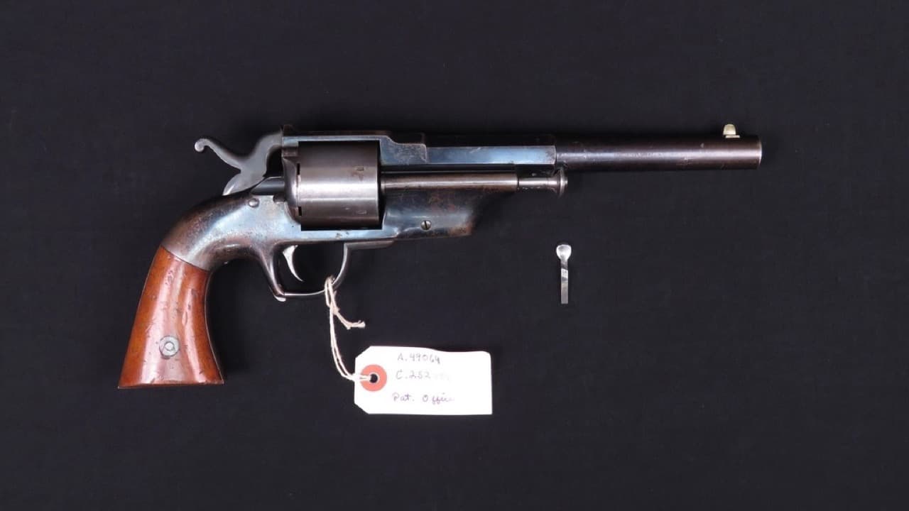 Imagem da notícia: PSP abre atendimento para regularização de armas em Avis, Alter do Chão e Montargil